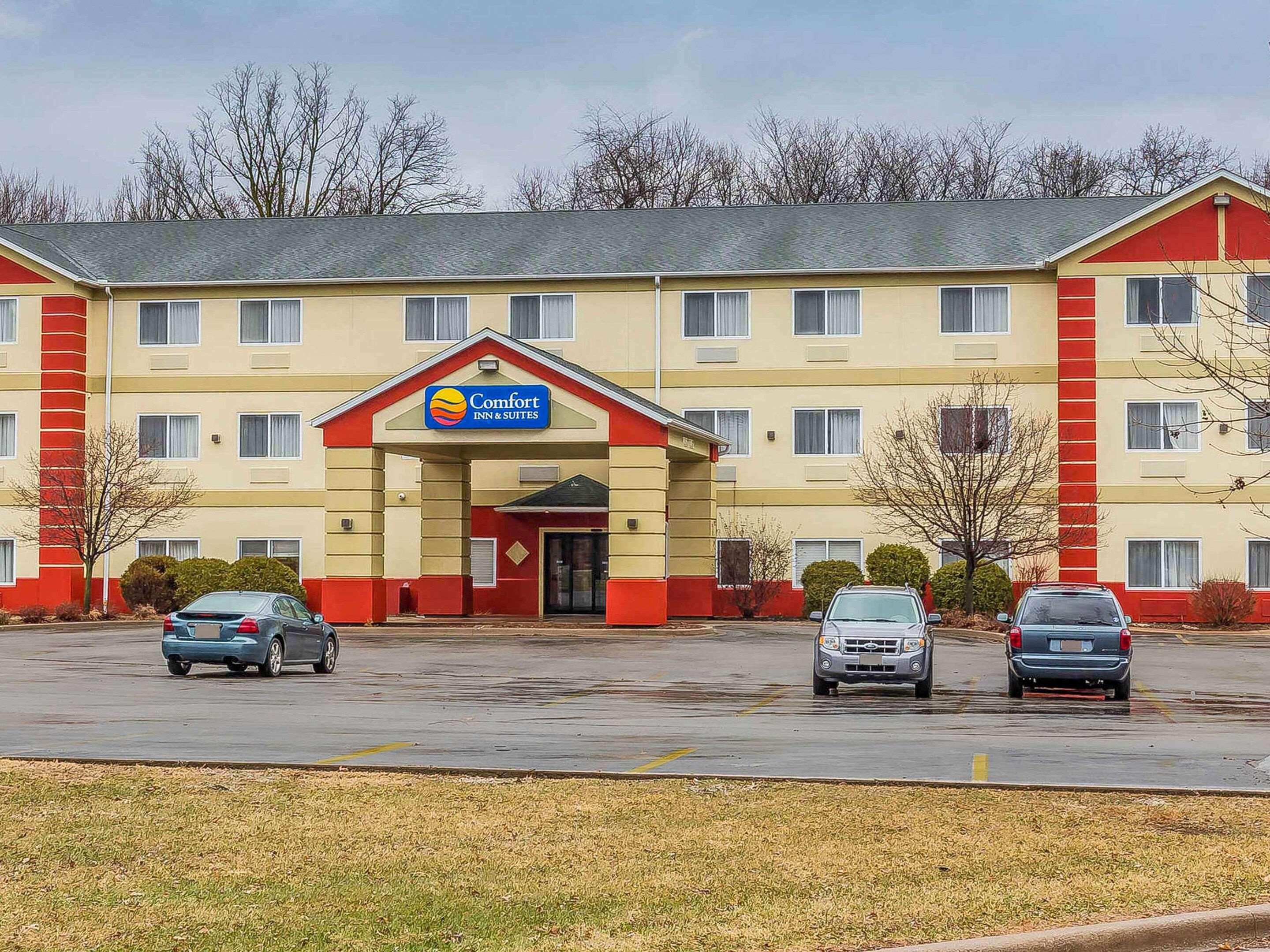 Comfort Inn & Suites East Moline Near I-80 Buitenkant foto