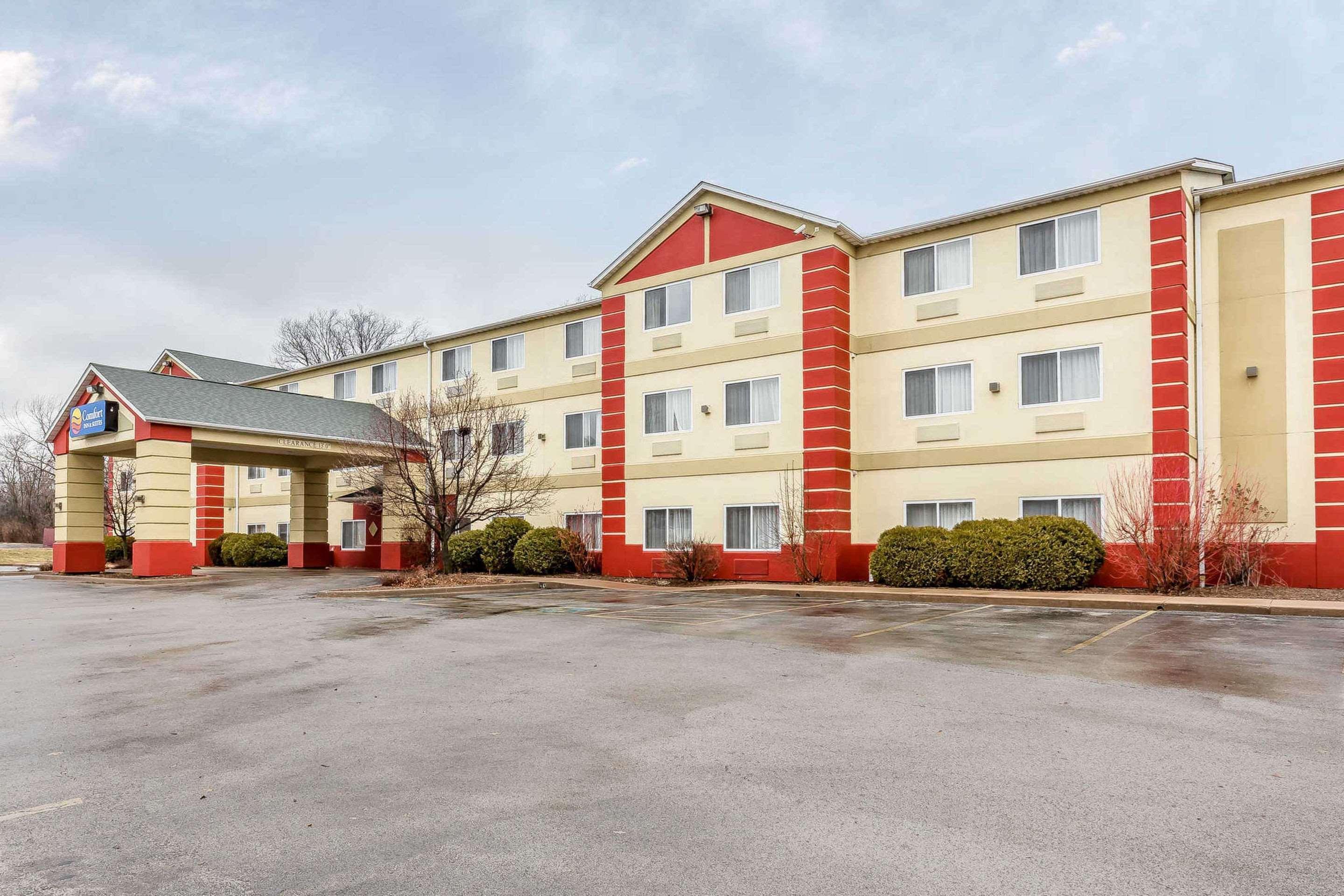 Comfort Inn & Suites East Moline Near I-80 Buitenkant foto